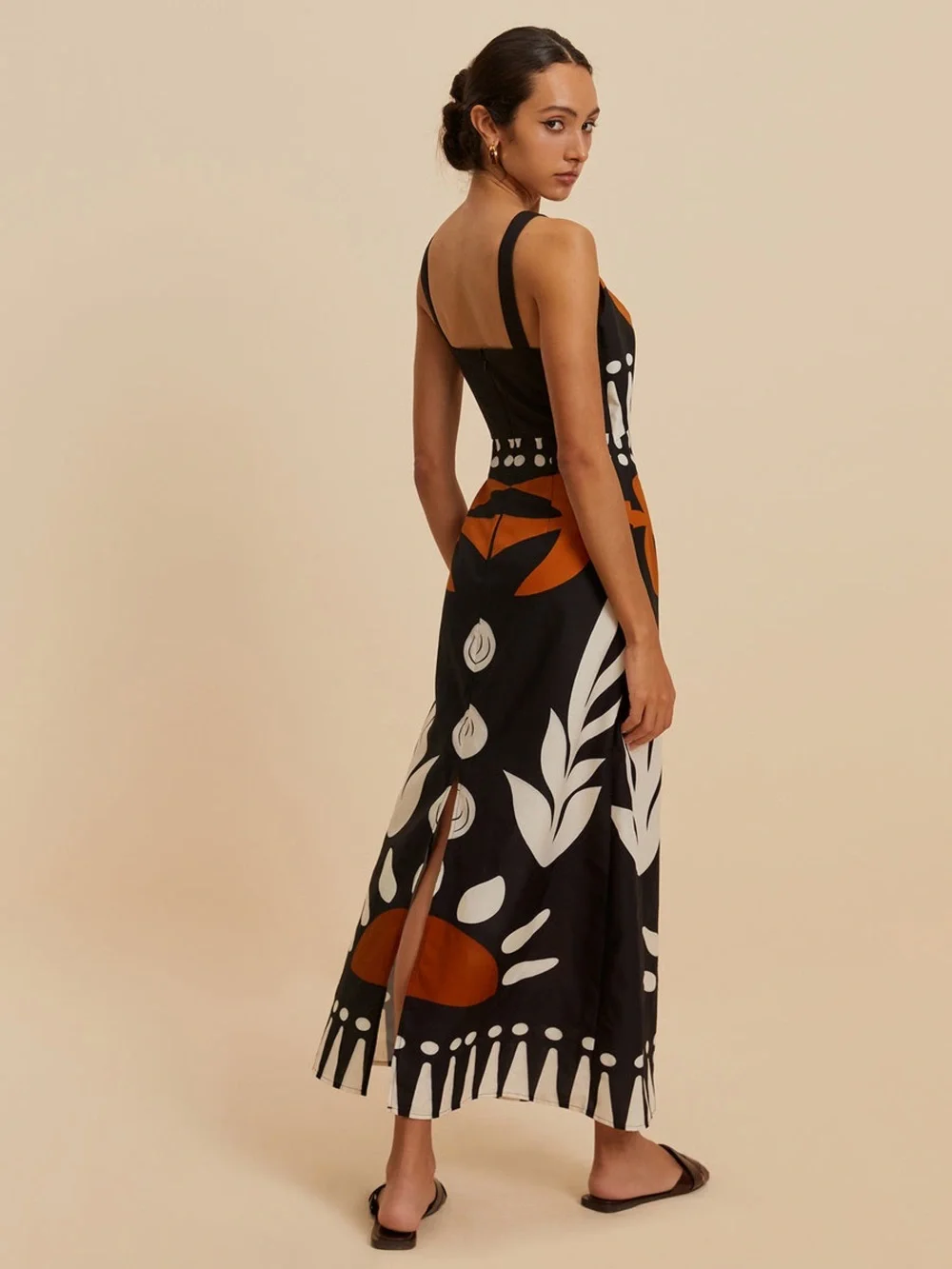 COMMENSE Cutout Zipper Sleeveless Floral Dress - Picture 3 of 5